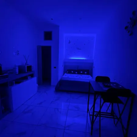 Nicol בית הארחה 3*